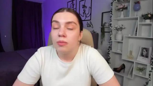 Image 7 of daniellasweet20 Stream on Chaturbate on 1 month ago