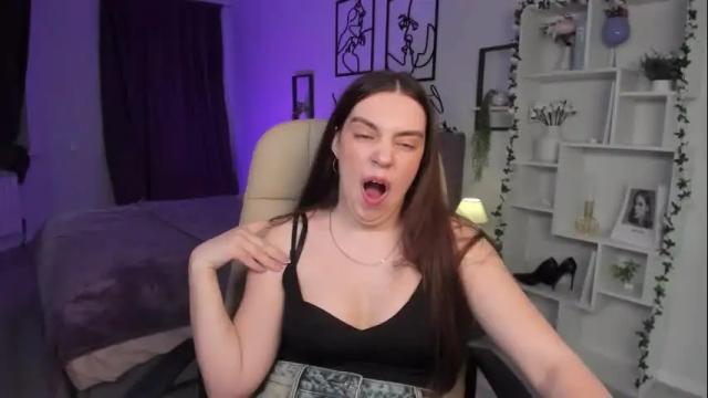 Image 12 of daniellasweet20 Stream on Chaturbate on 1 month ago