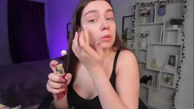 Image 2 of daniellasweet20 Stream on Chaturbate on 25 days ago