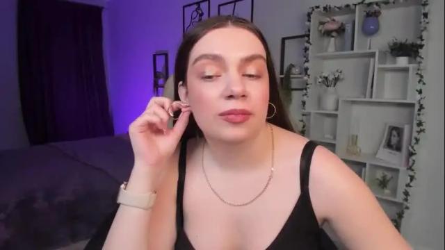 Image 7 of daniellasweet20 Stream on Chaturbate on 25 days ago