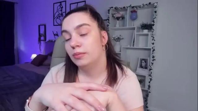 Image 2 of daniellasweet20 Stream on Chaturbate on 14 days ago