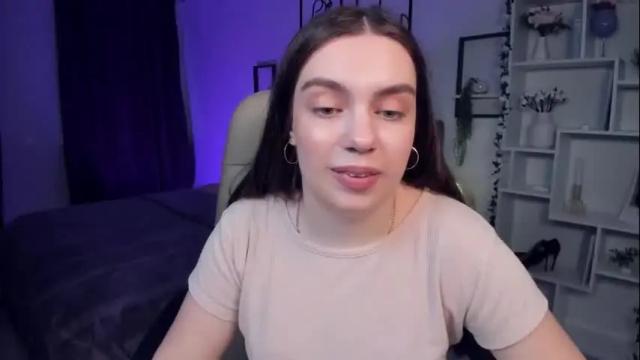 Image 3 of daniellasweet20 Stream on Chaturbate on 1 month ago