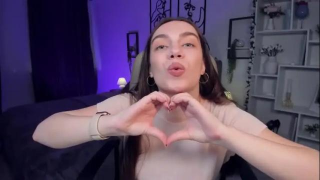 Image 7 of daniellasweet20 Stream on Chaturbate on 1 month ago