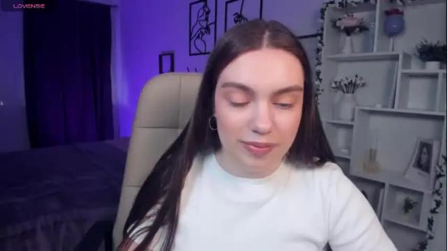 Image 8 of daniellasweet20 Stream on Chaturbate on 4 days ago