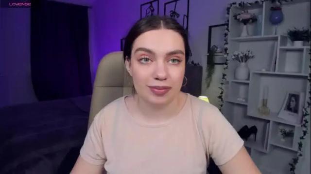 Image 4 of daniellasweet20 Stream on Chaturbate on 1 month ago
