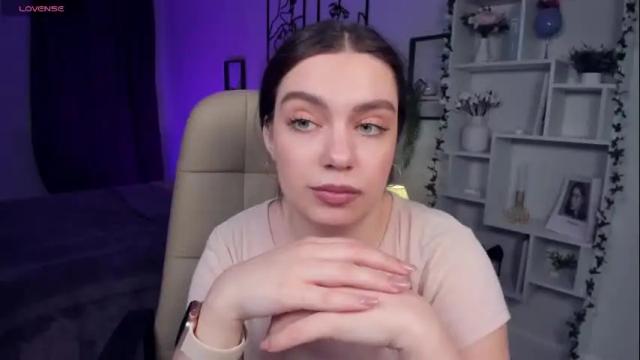 Image 8 of daniellasweet20 Stream on Chaturbate on 1 month ago