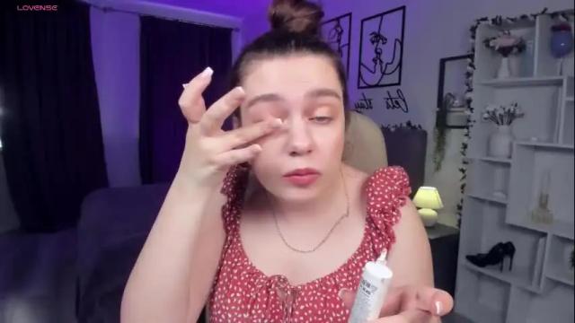 Image 4 of daniellasweet20 Stream on Chaturbate on 1 month ago