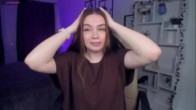 Image 4 of daniellasweet20 Stream on Chaturbate on 1 month ago