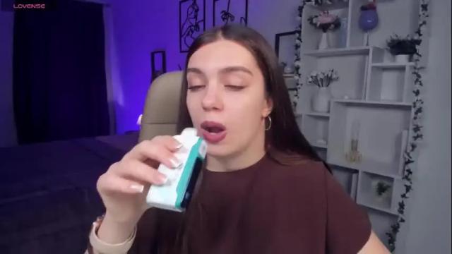 Image 11 of daniellasweet20 Stream on Chaturbate on 1 month ago