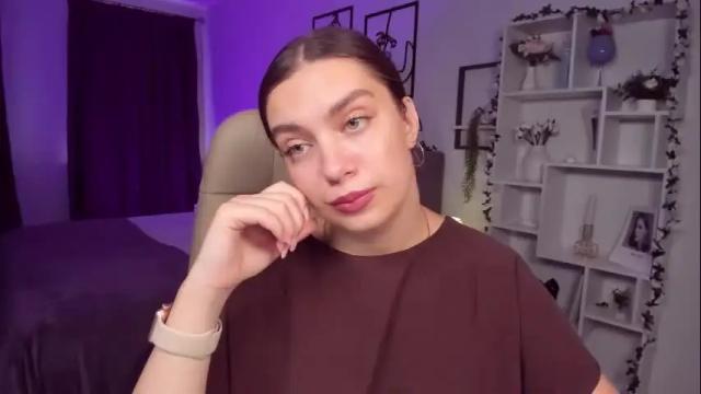 Image 3 of daniellasweet20 Stream on Chaturbate on 3 days ago