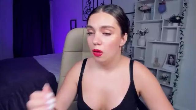 Image 4 of daniellasweet20 Stream on Chaturbate on 1 month ago