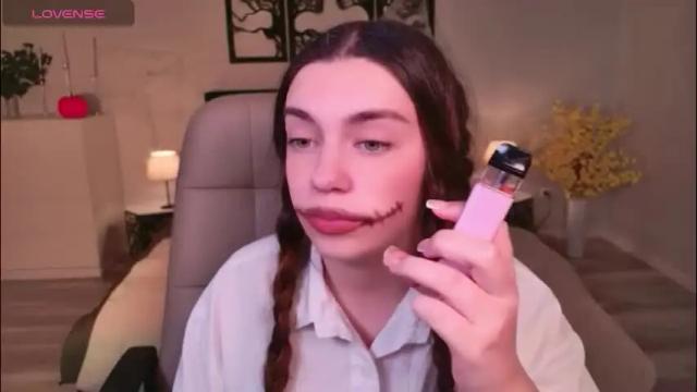 Image 4 of daniellasweet20 Stream on Chaturbate on 2 months ago