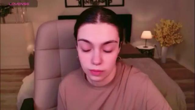 Image 2 of daniellasweet20 Stream on Chaturbate on 2 months ago