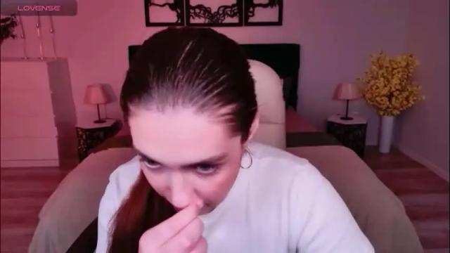 Image 3 of daniellasweet20 Stream on Chaturbate on 2 months ago