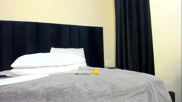 Image 4 of danielle_rock Stream on Chaturbate on 1 month ago
