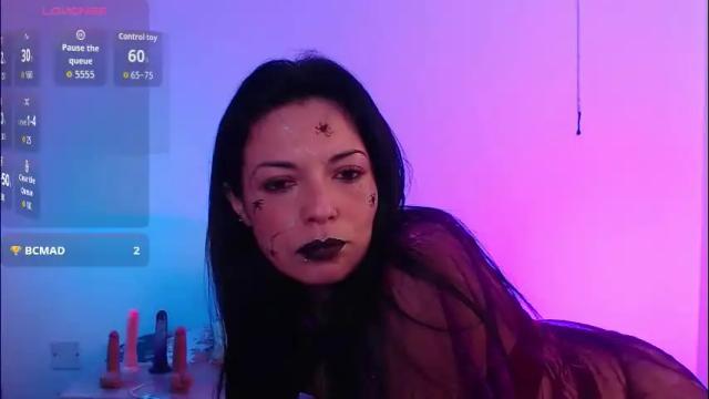 Image 3 of danielle_smithh Stream on Chaturbate on 2 months ago