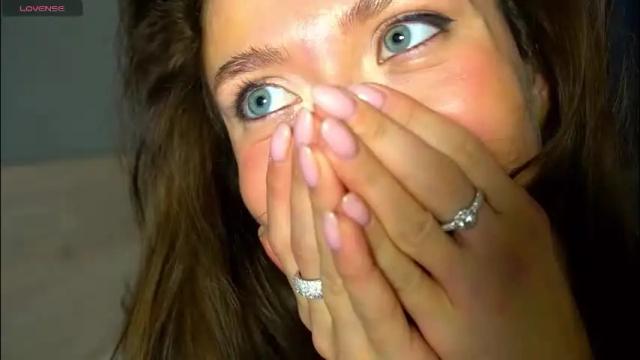 Image 7 of danielle_thomas Stream on Chaturbate on 1 month ago