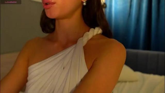 Image 12 of danielle_thomas Stream on Chaturbate on 1 month ago