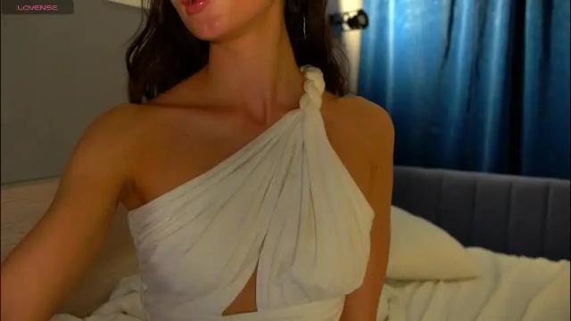 Image 7 of danielle_thomas Stream on Chaturbate on 1 month ago