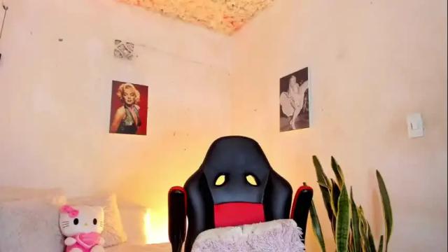 Image 8 of danii_jimenez Stream on Chaturbate on 2 months ago