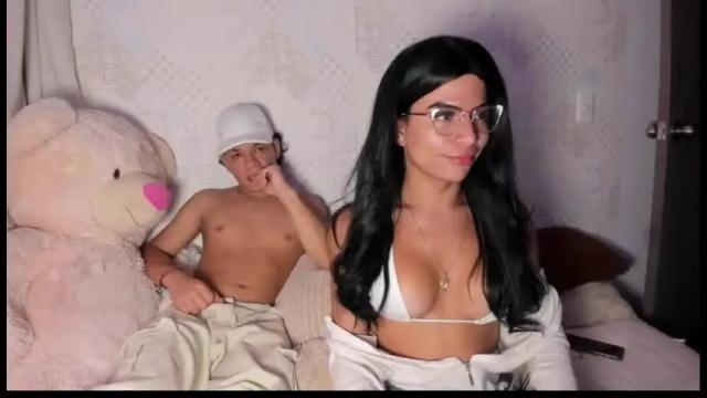 Image 3 of danii_rose Stream on Chaturbate on 26 days ago