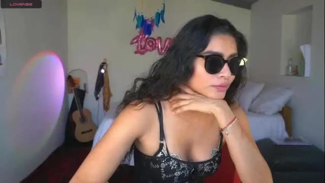 Image 7 of daniisla Stream on Chaturbate on 3 days ago