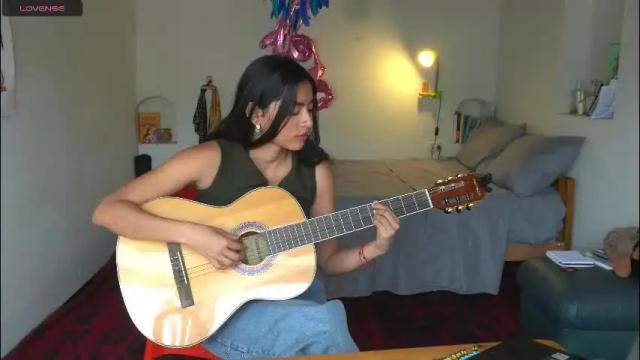 Image 8 of daniisla Stream on Chaturbate on 19 days ago