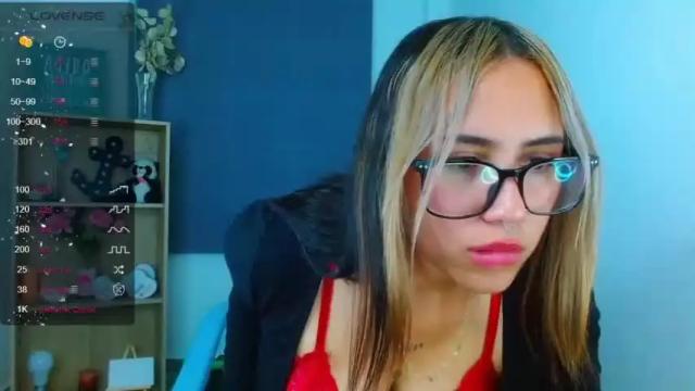 Image 12 of danik_hot_ Stream on Chaturbate on 17 months ago