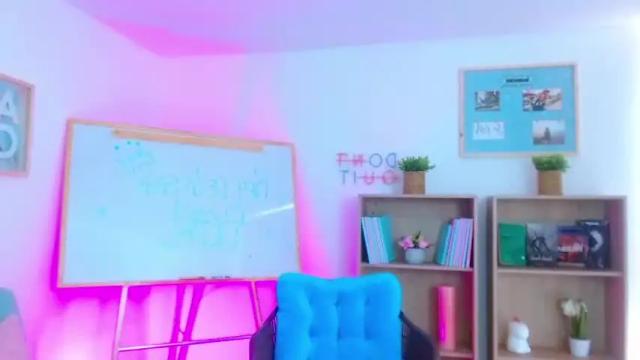 Image 7 of danik_hot_ Stream on Chaturbate on 15 months ago