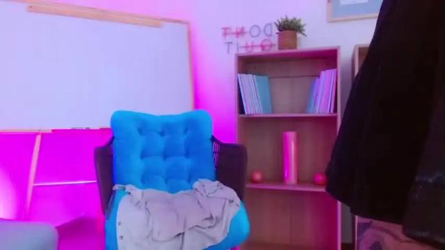 Image 12 of danik_hot_ Stream on Chaturbate on 15 months ago