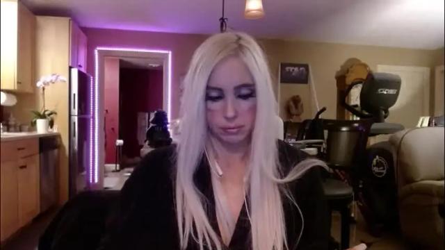 Image 7 of danikawhite69 Stream on Chaturbate on 1 month ago