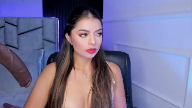 Image 2 of daniphoenixx Stream on Chaturbate on 1 month ago
