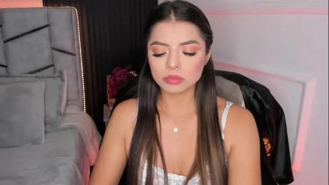 Image 2 of daniphoenixx Stream on Chaturbate on 5 days ago