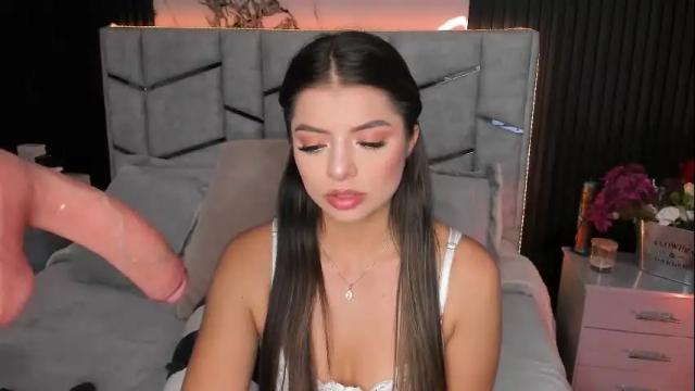Image 4 of daniphoenixx Stream on Chaturbate on 5 days ago