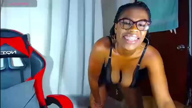 Image 11 of danisabrownn Stream on Chaturbate on 1 month ago