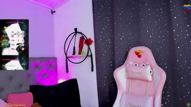 Image 12 of danna__castle Stream on Chaturbate on 14 months ago