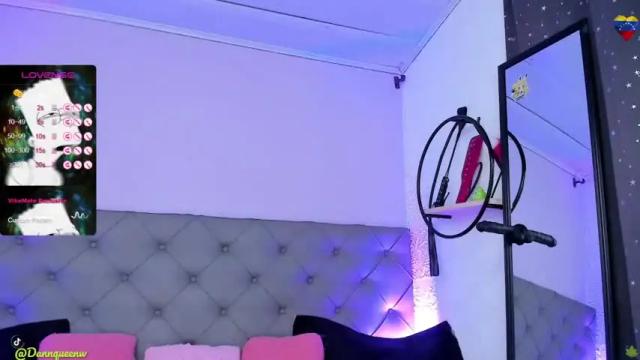 Image 2 of danna__castle Stream on Chaturbate on 14 months ago