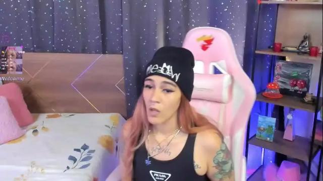 Thumbnail 1, danna__castle's Stream at Chaturbate, 1 month ago