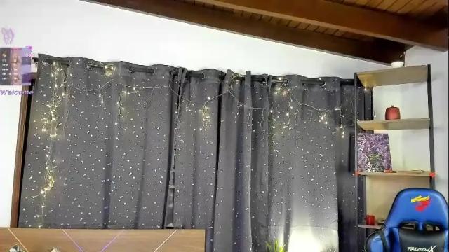 Thumbnail 1, danna__castle's Stream at Chaturbate, 1 month ago