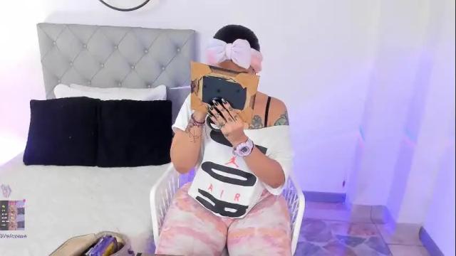 Image 12 of danna__castle Stream on Chaturbate on 21 days ago