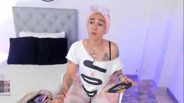 Image 7 of danna__castle Stream on Chaturbate on 21 days ago