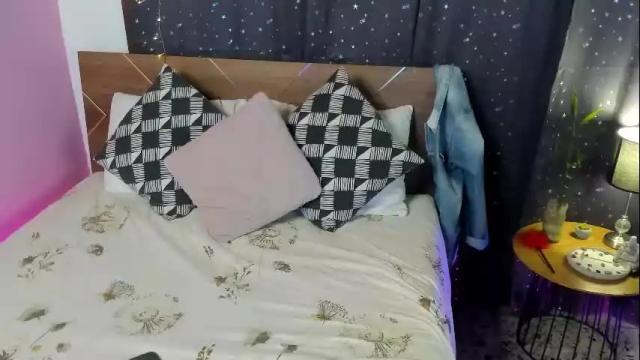 Image 2 of danna__castle Stream on Chaturbate on 20 days ago