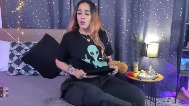 Image 8 of danna__castle Stream on Chaturbate on 17 days ago