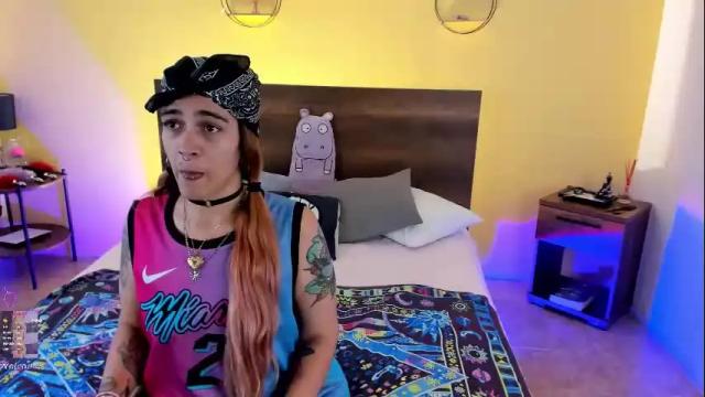 Image 4 of danna__castle Stream on Chaturbate on 9 days ago