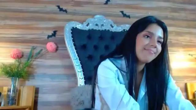 Image 3 of danna_escobarxxx Stream on Chaturbate on 18 months ago