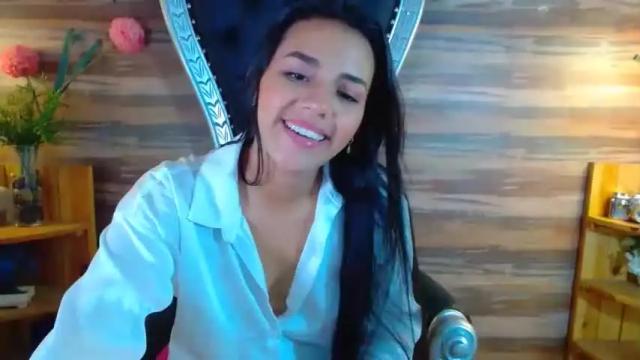 Image 4 of danna_escobarxxx Stream on Chaturbate on 18 months ago