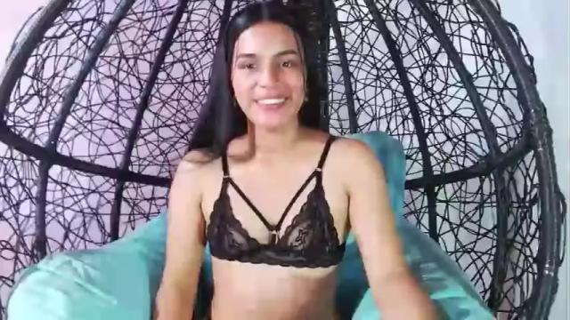 Image 2 of danna_escobarxxx Stream on Chaturbate on 18 months ago
