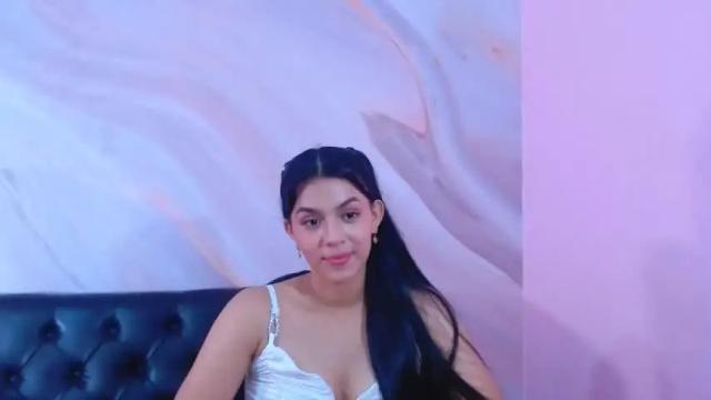 Image 4 of danna_escobarxxx Stream on Chaturbate on 18 months ago