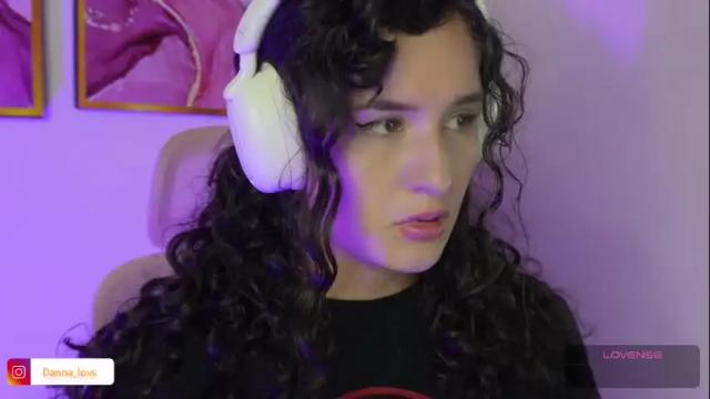 Image 4 of danna_lovs Stream on Chaturbate on 1 month ago