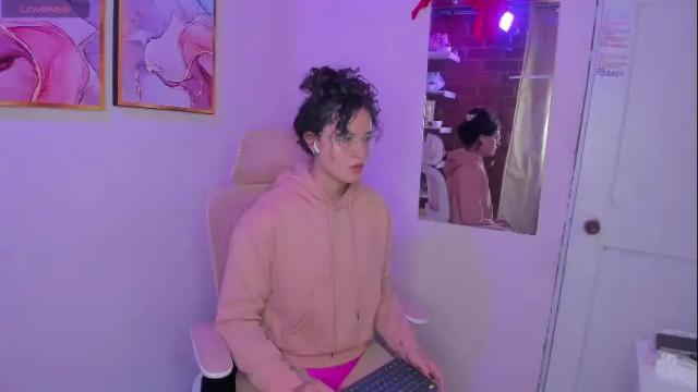 Image 7 of danna_lovs Stream on Chaturbate on 1 month ago